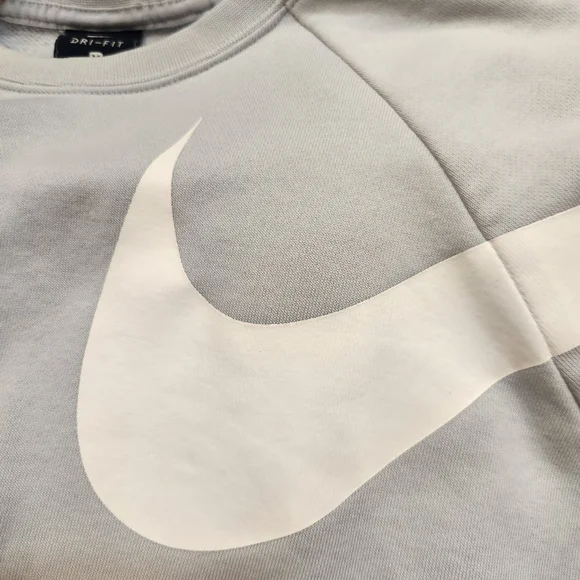 Nike Cropped Sweatshirt Size Medium - Picture 3 of 6